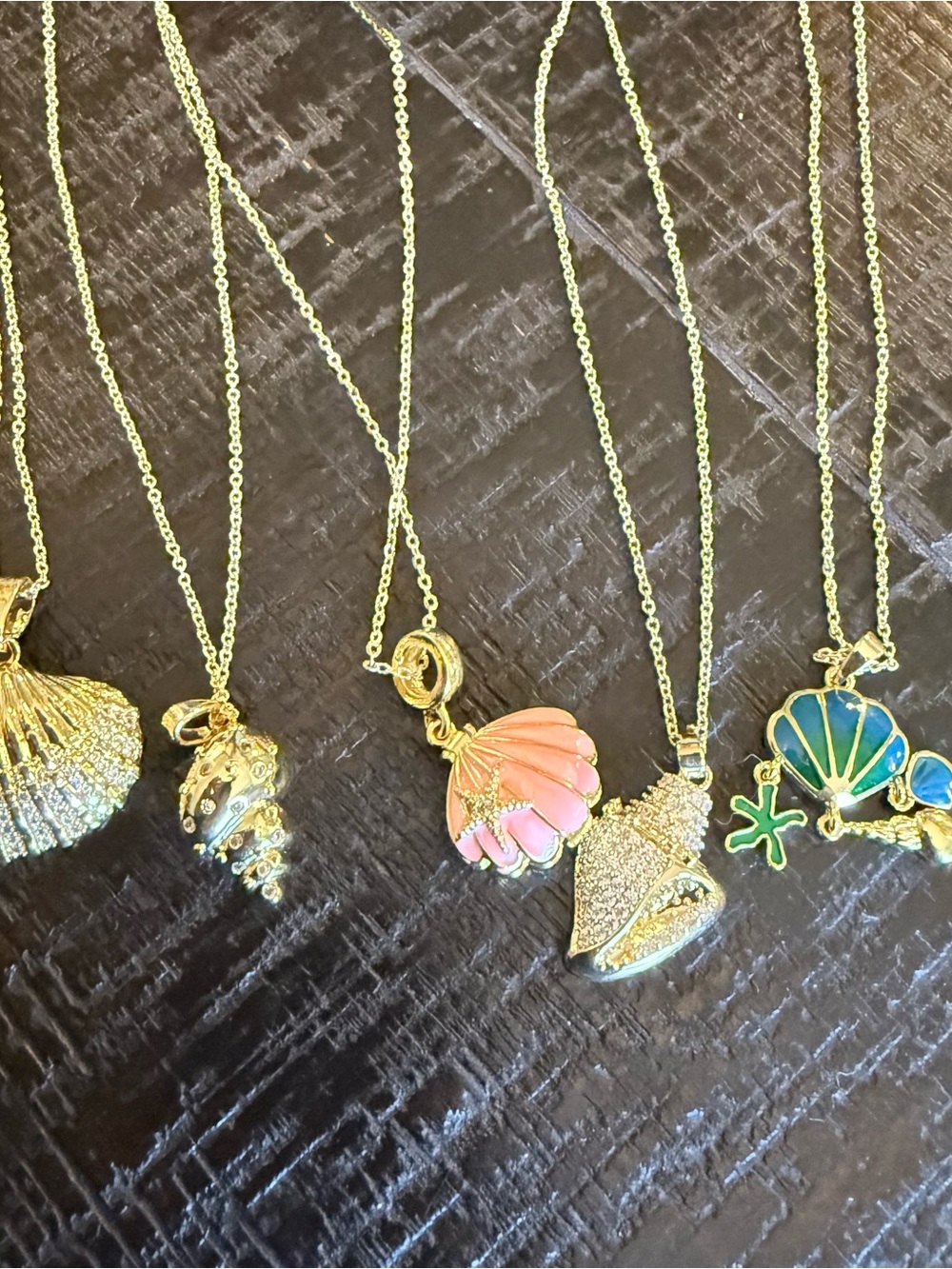 5 Gold Shell Pendant Necklace with Pink Enamel Accent and 3 rings